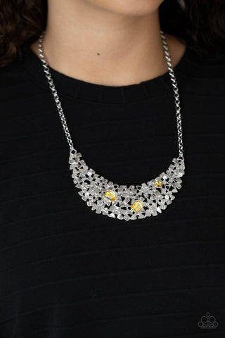 Fabulously Fragmented - Yellow - Paparazzi