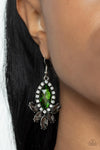 Serving Up Sparkle - Green - Paparazzi