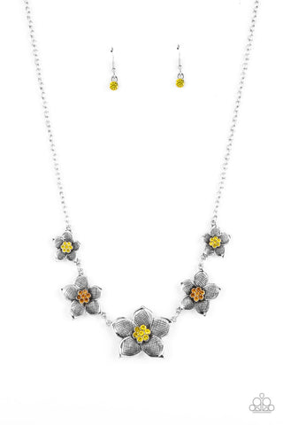 Wallflower Wonderland - Yellow - Paparazzi