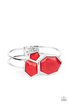 Tourist TRAPEZOID - Red - Paparazzi